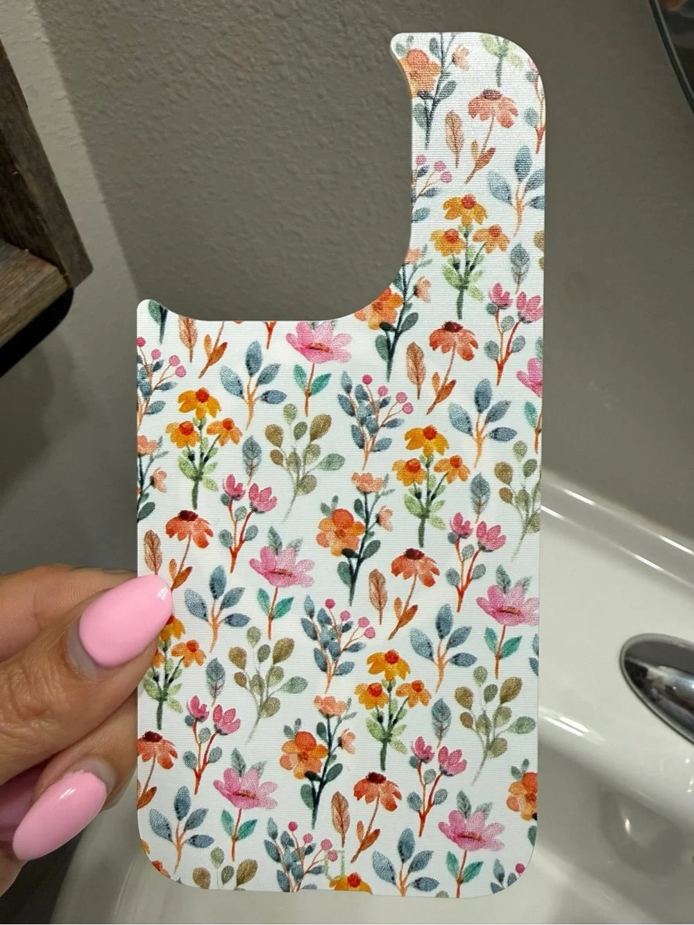 Luneli case